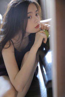 破外女13一14在线观看